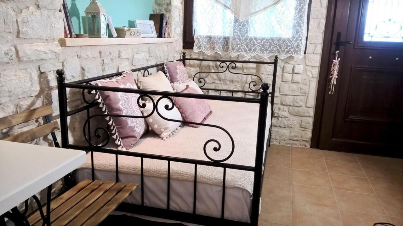 Stone Studio In Nature With View To Corfu Town! Evropouloi Ngoại thất bức ảnh