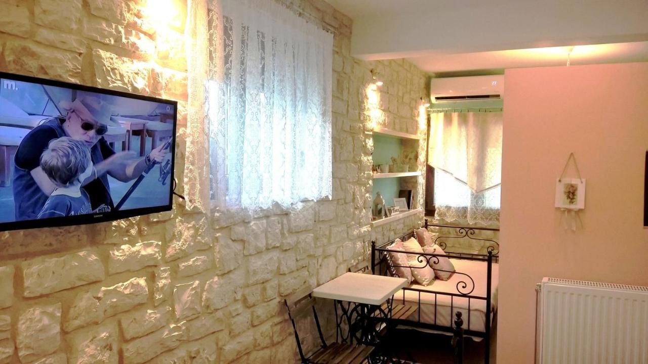 Stone Studio In Nature With View To Corfu Town! Evropouloi Ngoại thất bức ảnh